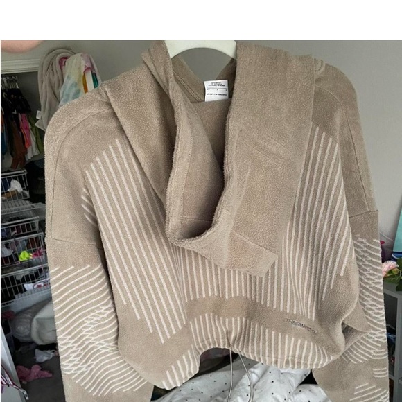 Nike Therma Fit Woman’s Nike Set - Picture 7 of 9